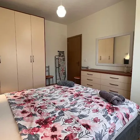 Marina Apartamento Durrës